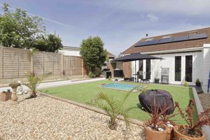 Photo 1- click for photo gallery